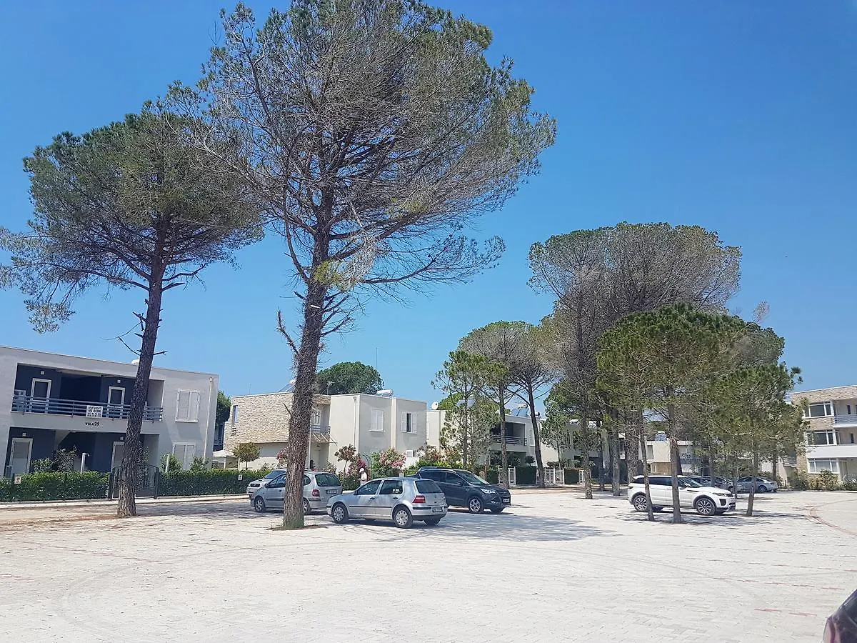 דורס Apartment Gjiri I Lalzit