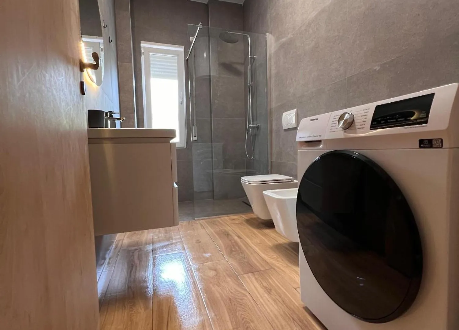 Apartment Gjiri I Lalzit Durres 0*,