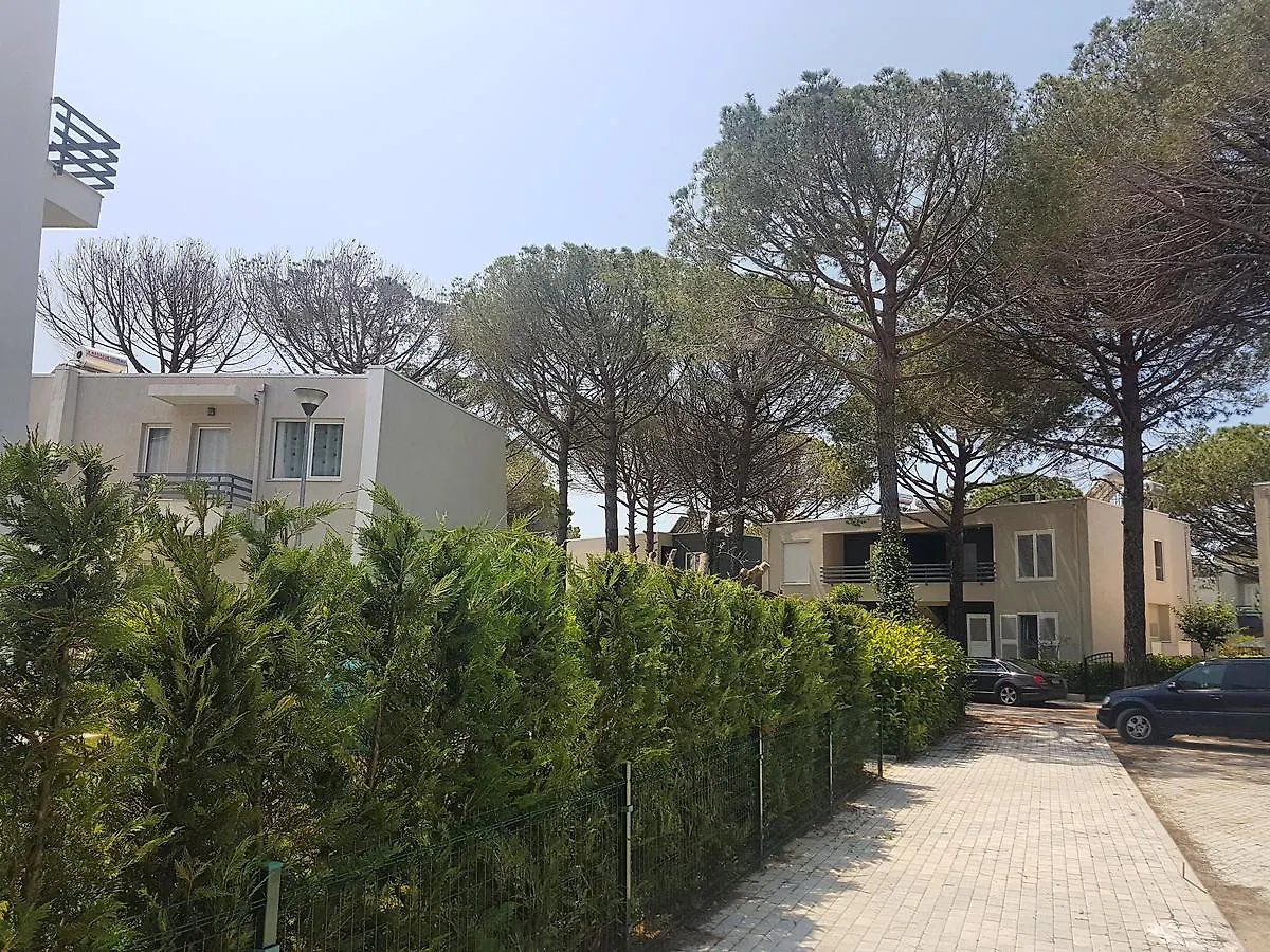 Apartment Gjiri I Lalzit Дуррес Албания